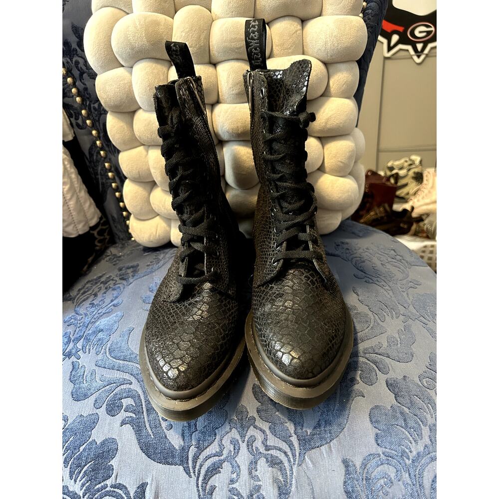 Dr Martens Alix Snake Print size 7/EU 38 - Picture 3 of 6